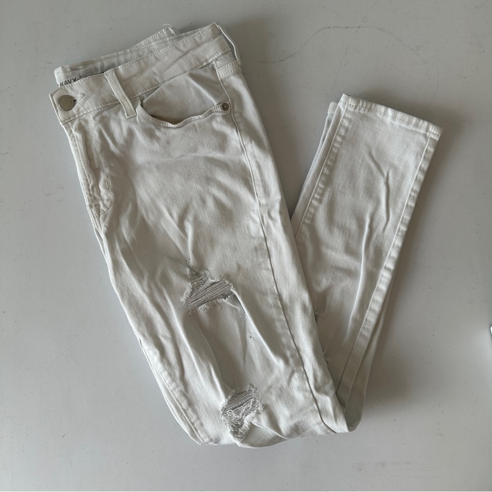 Old Navy Rockstar ripped white jeans size 8